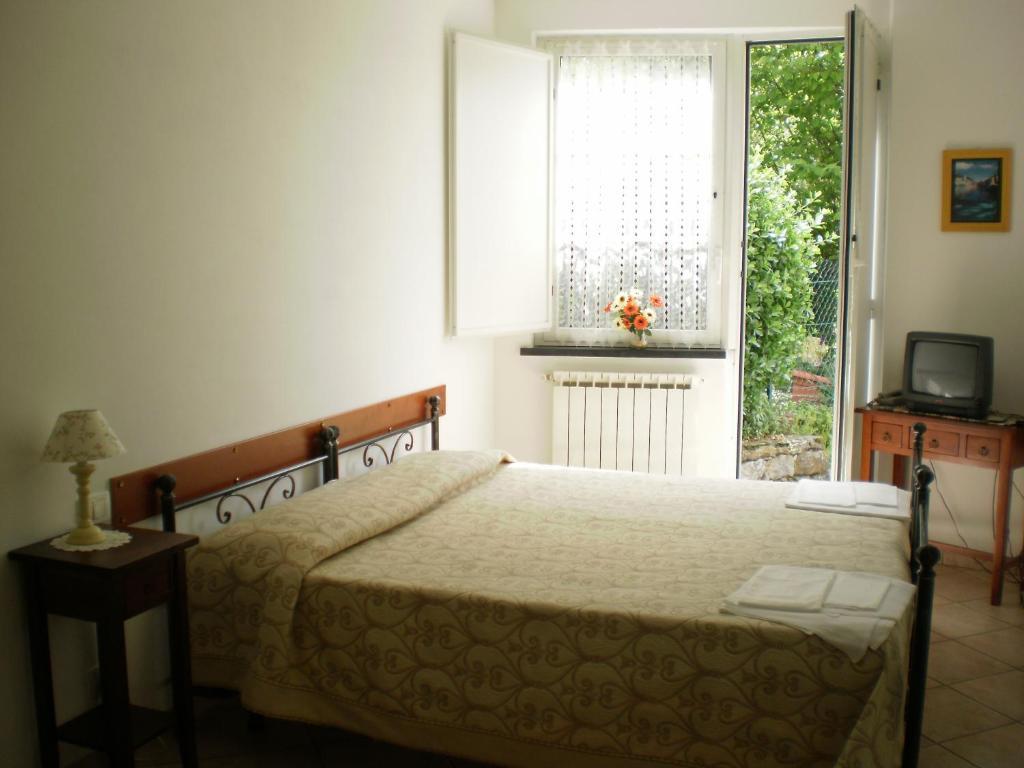 Hotel Paese Corvara Beverino Δωμάτιο φωτογραφία